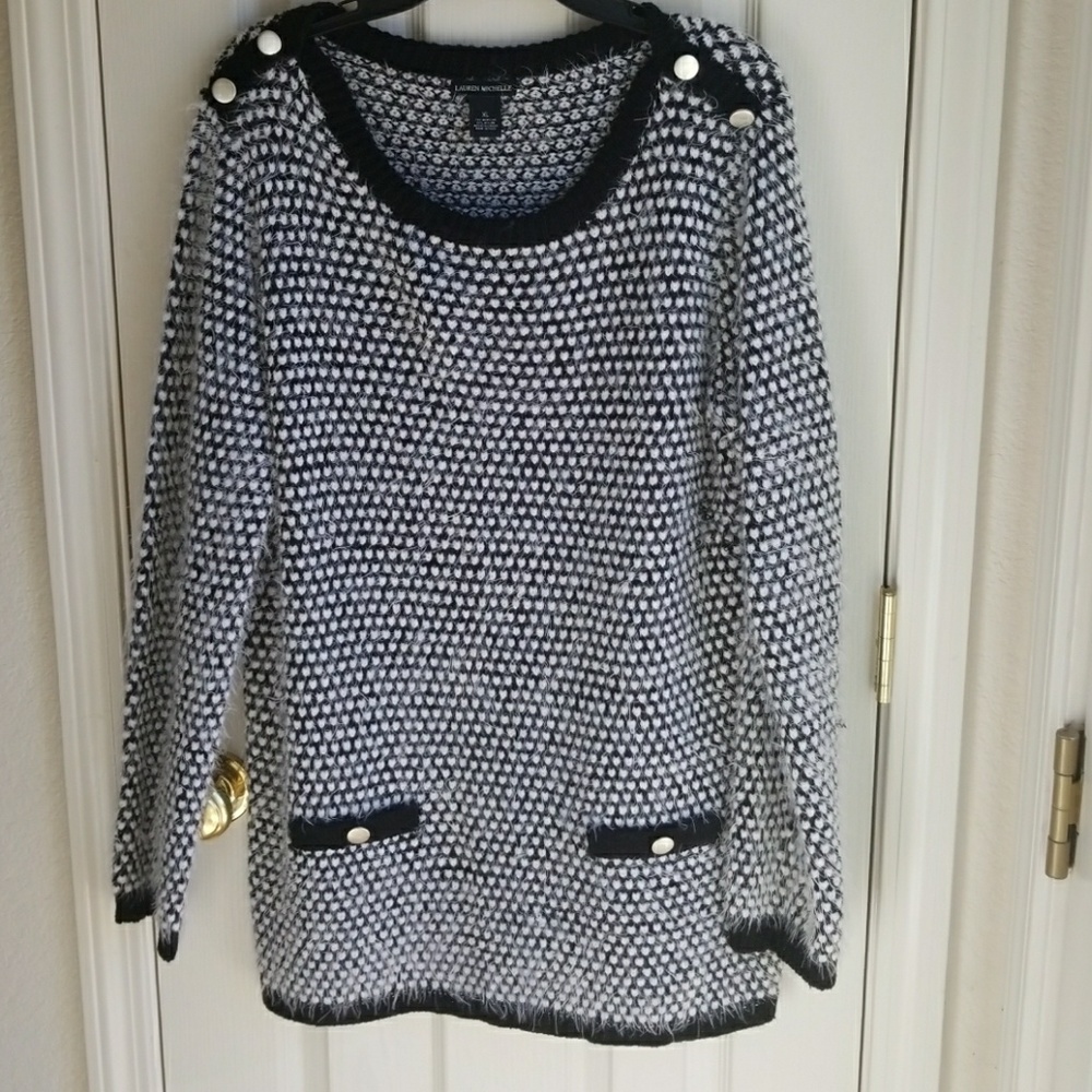 NWOT LAUREN MICHELLE FUZZY SWEATER SZ XL